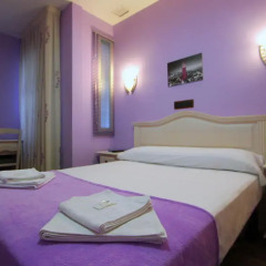 Отель Hostal Regio Стандартный номер с двуспальной кроватью фото 3