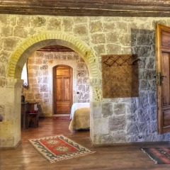 Отель Aravan Evi развлечения