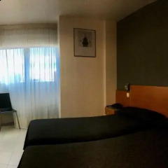 Отель Hostal Lami Стандартный номер с различными типами кроватей фото 10