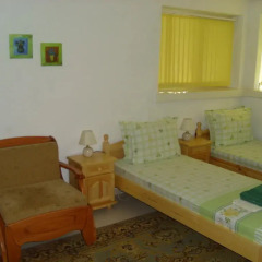 Отель Plamena Guest Rooms Карджали комната для гостей