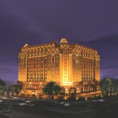 Отель The Leela Palace New Delhi 5* Номер Grande deluxe фото 2