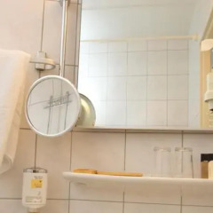 Berlin Plaza Hotel am Kurfurstendamm ванная фото 2