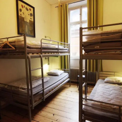 Castanea Old Town Hostel Кровать в женском общем номере с двухъярусной кроватью фото 3