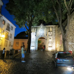 Отель Castle Inn Lisbon парковка