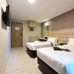 Отель Ibis Budget Singapore Crystal 2* Улучшенный номер с различными типами кроватей фото 2