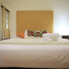 Апартаменты StayIN Oporto Musica Guest Apartment Стандартный номер двуспальная кровать (общая ванная комната) фото 27