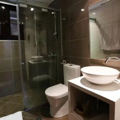 Отель Arber Hotel Албания, Тирана - отзывы, цены и фото номеров - забронировать отель Arber Hotel онлайн ванная