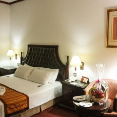 Mayfair Hotel в номере