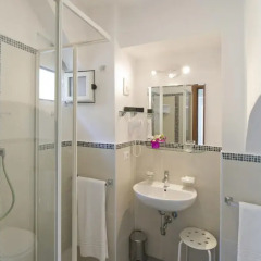 Отель B&B Room to Rome Стандартный номер с различными типами кроватей фото 14