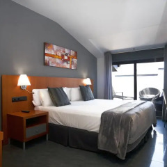 Hotel Sant Pere II 3* Номер Делюкс с различными типами кроватей фото 9