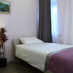 Hotel Voyage 2* Стандартный семейный номер с двуспальной кроватью