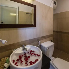 Saigon Odyssey Hotel 2* Улучшенный номер с различными типами кроватей фото 9