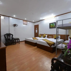 Lake Side Hostel Стандартный семейный номер с двуспальной кроватью фото 3