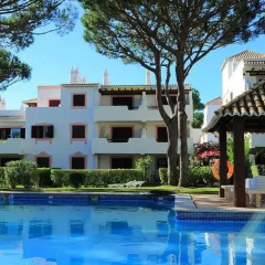 Отель Vilamoura Apartment with Pool Португалия, Картейра - отзывы, цены и фото номеров - забронировать отель Vilamoura Apartment with Pool онлайн бассейн фото 3