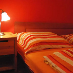Boomerang Hostel and Apartments Стандартный номер с двуспальной кроватью (общая ванная комната) фото 8