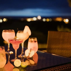 Отель The Beachfront Praia D'el Rey Golf & Beach Resort гостиничный бар