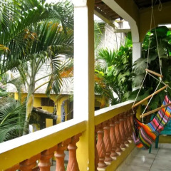 Отель Casa Doña Elena B&B Гондурас, Копан-Руинас - отзывы, цены и фото номеров - забронировать отель Casa Doña Elena B&B онлайн балкон