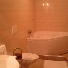 Rezime Crown Hotel ванная