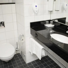 Отель Park Inn By Radisson Stockholm Hammarby Sjöstad 4* Стандартный номер с различными типами кроватей фото 5