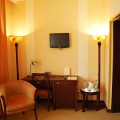 Гостиница Минск 4* Улучшенный номер с двуспальной кроватью фото 3