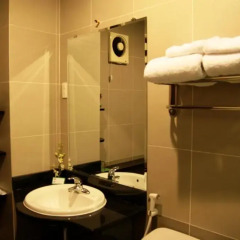 DMZ Hotel 2* Улучшенный номер с различными типами кроватей фото 3