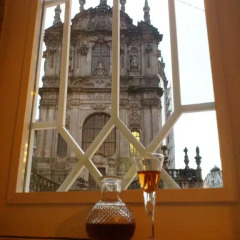 Отель Clérigos Ville Porto Rooms гостиничный бар