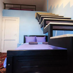 Namaste Hostel Стандартный номер с различными типами кроватей (общая ванная комната) фото 9