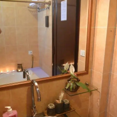 Queen Travel Boutique Hotel - Hang Bac 3* Номер Делюкс фото 17