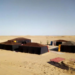 Отель Bivouac Le Ciel Bleu Марокко, Мерзуга - отзывы, цены и фото номеров - забронировать отель Bivouac Le Ciel Bleu онлайн пляж фото 2