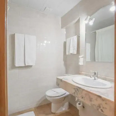Отель Hostal Ramos Стандартный номер с различными типами кроватей фото 8
