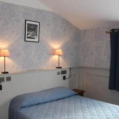 Hotel Montpensier 2* Стандартный номер с двуспальной кроватью