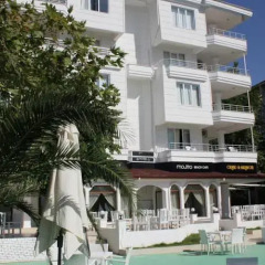 Grand Al-harthy Hotel Чынарджык