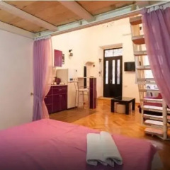 Отель Comfortable Flat in Central Tbilisi комната для гостей фото 5