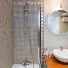 Отель Best Western Hôtel Mercedes Arc de Triomphe 4* Стандартный номер с различными типами кроватей фото 4
