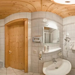 Отель Kinderhotel Benjamin ванная фото 2