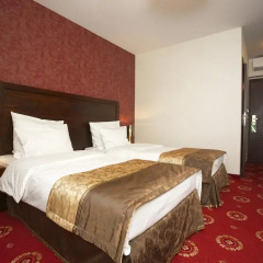 Columbus Hotel 3* Стандартный номер с двуспальной кроватью фото 4