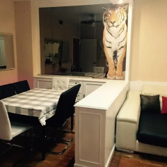 Отель Go Bcn Hostal Ideal Badal Стандартный номер с двуспальной кроватью (общая ванная комната)