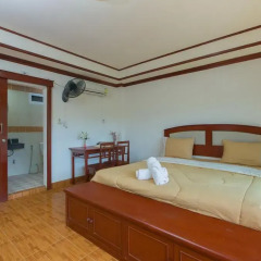Отель Patong Rai Rum Yen Resort 3* Студия с двуспальной кроватью фото 3