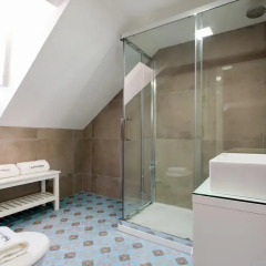 Отель Feels Like Home Rossio Prime Suites 4* Люкс с различными типами кроватей фото 3
