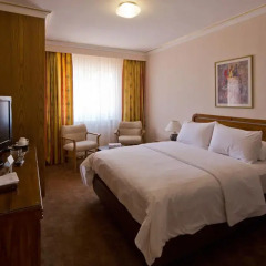 Отель Amman International 4* Люкс с различными типами кроватей