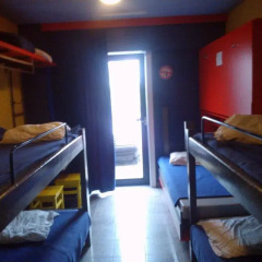 Herdersbrug Youth Hostel Кровать в общем номере с двухъярусной кроватью