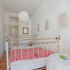 Апартаменты Lovelystay Chiado Distinctive Apartment спа