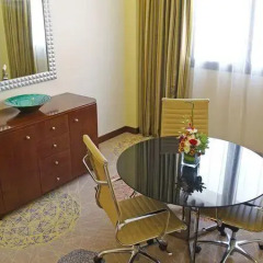 Отель Holiday Inn Riyadh Al-Qasr удобства в номере фото 2
