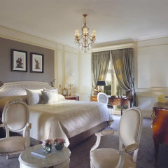 Отель Le Meurice Dorchester Collection 5* Улучшенный номер