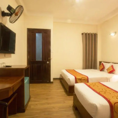 Ngoc Minh Hotel 2* Улучшенный номер с различными типами кроватей