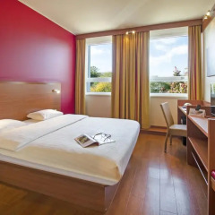 Star Inn Hotel München Schwabing, by Comfort 3* Стандартный номер с двуспальной кроватью фото 9