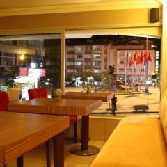 Отель Ikbalhan Otel гостиничный бар