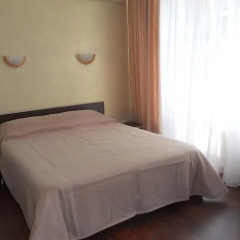 Гостиница Tornau Guest House 2* Стандартный семейный номер с двуспальной кроватью фото 2