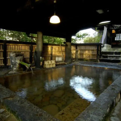 Отель Kurokawa Onsen Yama No Yado Shinmeikan Минамиогуни бассейн фото 3