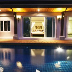 Отель Modern Thai Villa Rawai 4* Вилла с различными типами кроватей фото 8